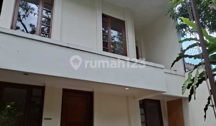 Rumah Bagus Di Jl Melati Lestari, Lebak Lestari Lebak Bulus Jakarta Selatan