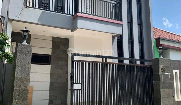 Rumah Bagus Di Komp Pesona Tirta Unit B, Jl Balai Rakyat Jagakarsa 1