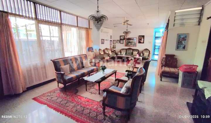 Rumah Bagus di Jl Nimun Raya, Tanah Kusir Jakarta Selatan