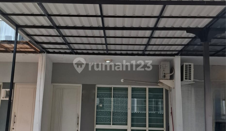 Nice House in Residence One BSD, South Tangerang City