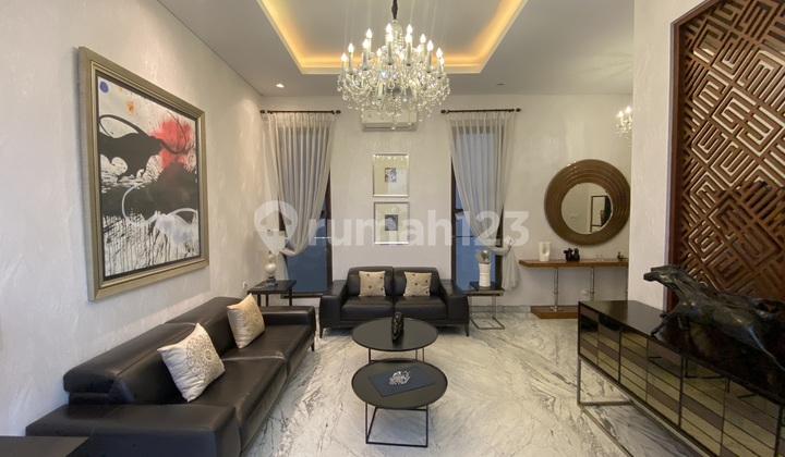 Modern Luxury House At Darmawangsa, Jakarta Selatan 1