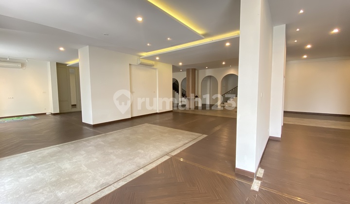 Di Jual Ruko 3 Gandeng Siap Pakai di Kawasan Kemang, Jakarta Selatan