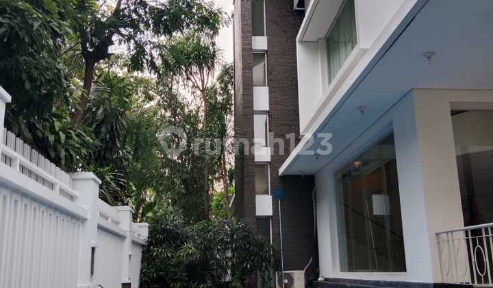 For Rent Beautiful House In Pondok Indah 1