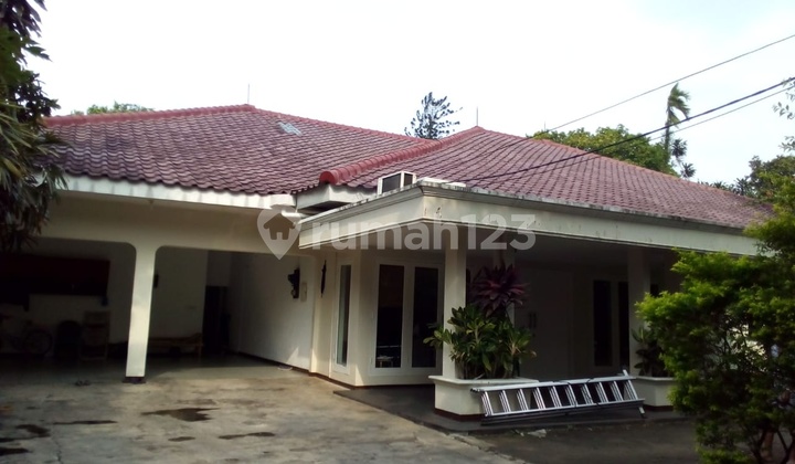 For Sale, Cozy House in Kemang 1