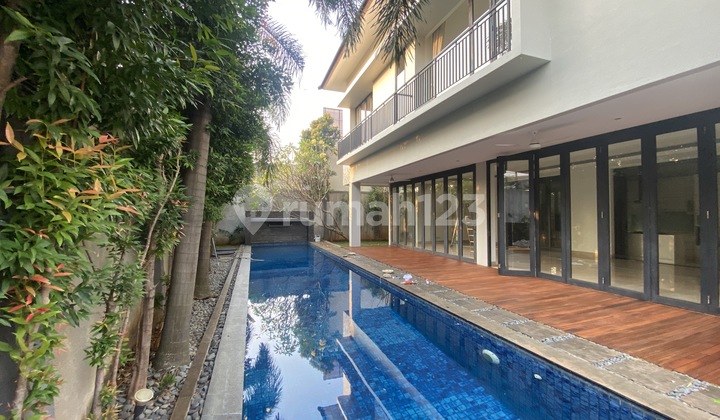 Segera Miliki !! Rumah Modern Minimalist Dalam Townhouse di Kawasan Ampera