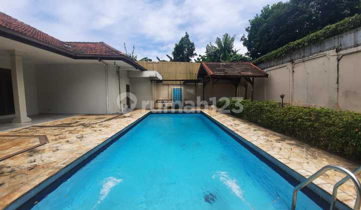 Dijual Rumah Siap Pakai Daerah Ampera Jakarta Selatan