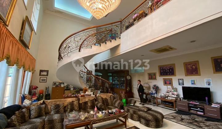 For Sale Luxury 2-Story House in Setia Budi 2
