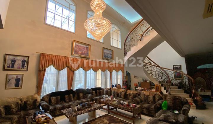 Di Jual Rumah Mewah 2 Lantai di Setia Budi