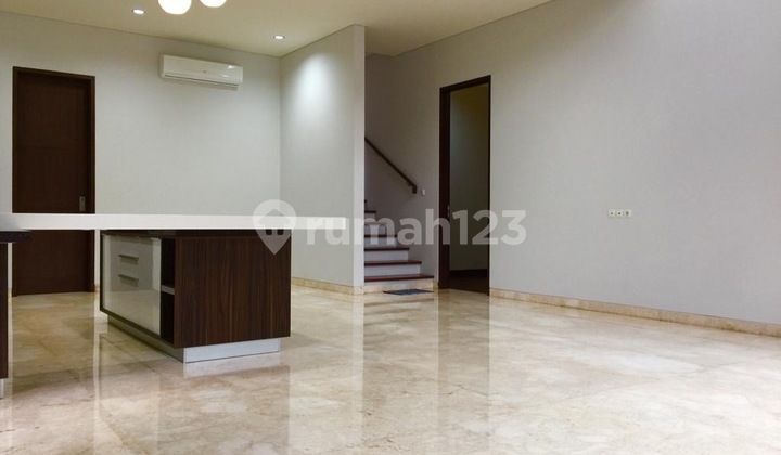 New House for Sale, in Kemang Area, Very Strategic Location 2