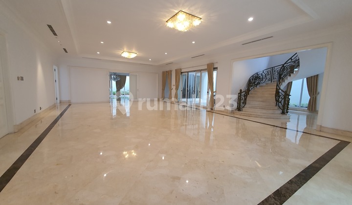 For Rent Bright And Luxurious House In Senopati 2