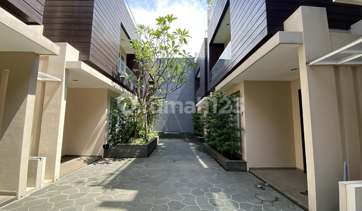 (S) For Sale Minimalist House At Kemang