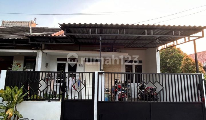 Rumah Bagus Semi Furnished SHM Ciputat, Tangerang Selatan