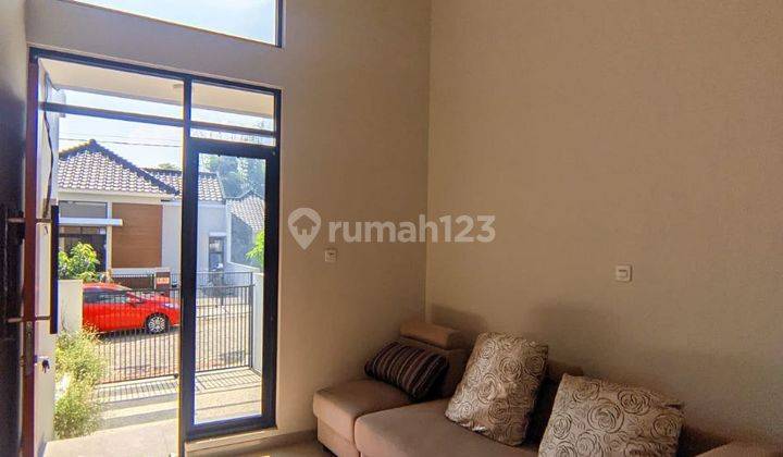 Dijual Rumah Full Furnished Riverfront, Kedungkandang, Malang 2