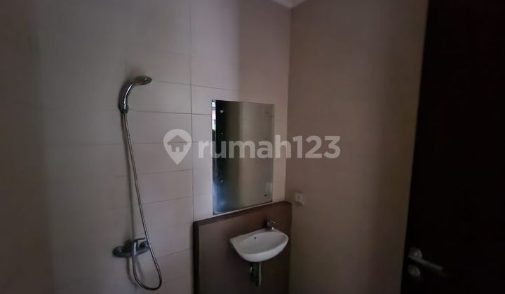 Rumah Modern Siap Huni di BSD Tangerang Bs-17813 2