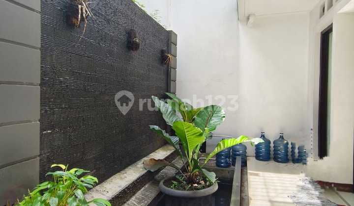 Rumah Strategis Dekat Sekolah Jepang di Bintaro Tangsel Lr-9793 Rumah Strategis Dekat Sekolah Jepang di Bintaro Tangsel Lr-9793