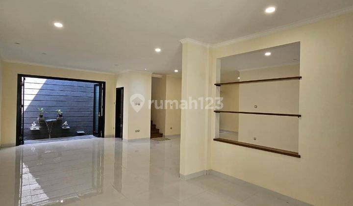 Rumah Minimalis Modern di Sektor 9 Bintaro Jaya 10012 lr 08111899245 1