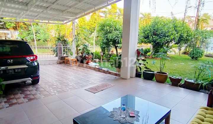 Rumah Hoek Strategis Dekat Pasar Modern Bsd di Bsd Tangsel Lr9704 Rumah Hoek Strategis Dekat Pasar Modern Bsd di Bsd Tangsel Lr9704