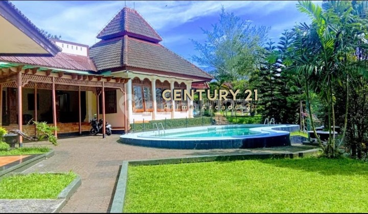 Strategic Hotel SHM in Sukabumi, West Java Lr-3353