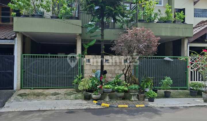 Nice House in Cluster in Bintaro Tangsel Hw-17304