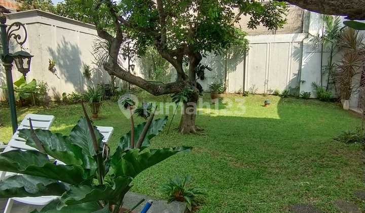 Rumah Strategis SHM Dg Halaman Luas di Cipete Jaksel Am-3230 2