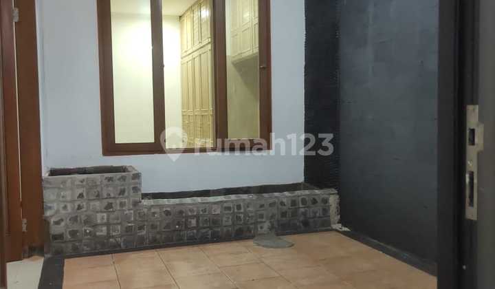 Rumah Strategis Dalam Cluster di Bintaro Tangsel Af-17004 2