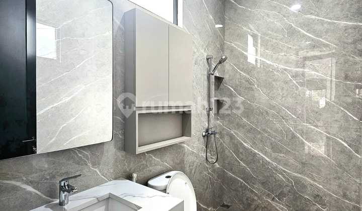 Time to Upgrade! This Modern Home Could Be Yours in Puri Bintaro 14686-LR 08111899245 2