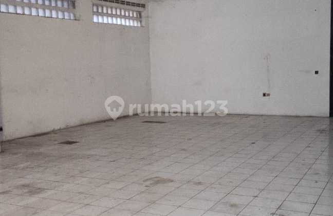 For Quick Sale: Ready-to-Use Shop House on Jl. Moh. Toha, Bandung 2