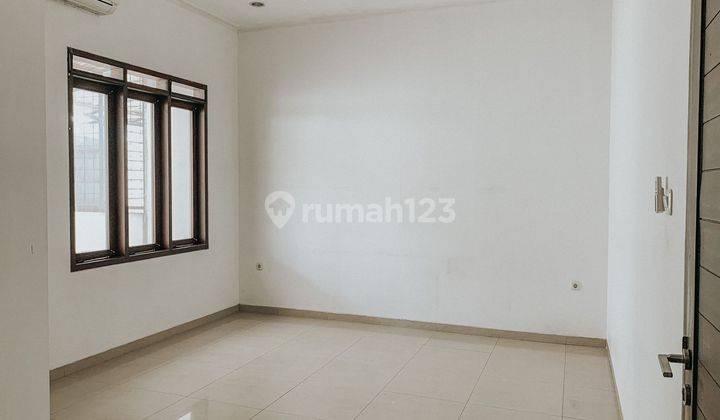 Jual Rumah Bagus 2 Lantai BARU RENOV di Mekar Wangi - Bandung 2