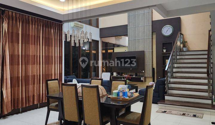 Jual Rumah Lux Semi Furnished di Komplek Batununggal Indah Bandung 1