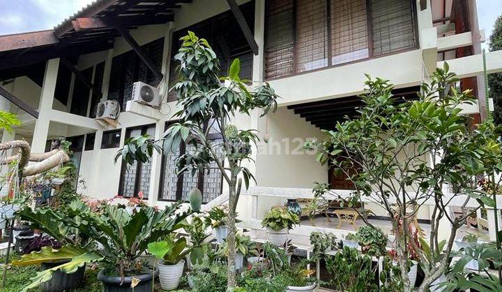 Jual Rumah BAGUS HOOK deket UPI di Geger kalong Bandung Utara 2 Lantai 1