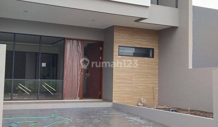 RUMAH Minimalis Modern di Setraduta Royal Grande Bandung 2 Lantai 1