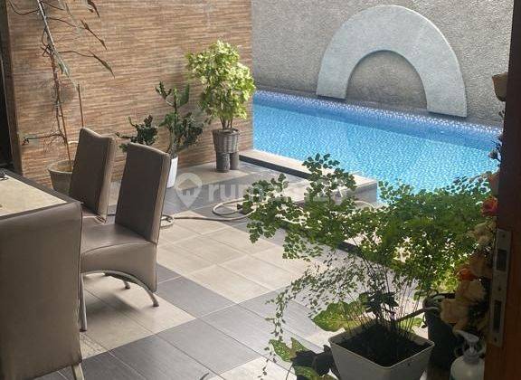 JUAL RUMAH LUX ADA POOL di KOMPLEK SINGGASANA PRADANA BANDUNG 1