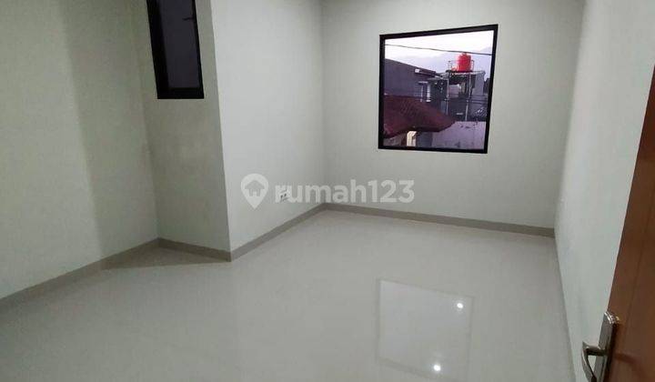 Turun Harga! Rumah Siap Huni 2 Lantai Di Cisaranten Arcamanik Bandung