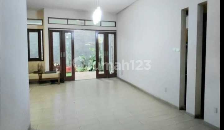 Jual Rumah Terawat Ada Taman Belakang Di Setraduta Bandung Utara Jual Rumah Terawat Ada Taman Belakang Di Setraduta Bandung Utara