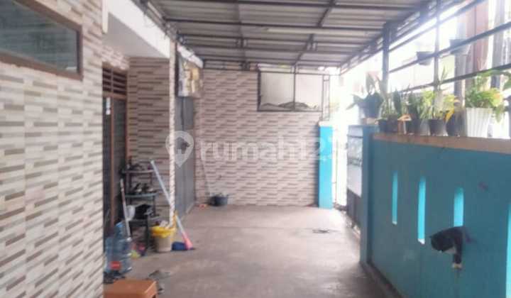 For Sale Fast &amp; Well-Maintained House in North Saturnus Margahayu East Bandung 2