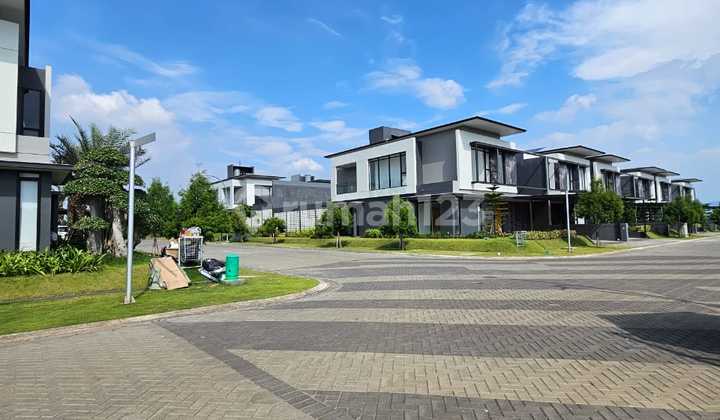 For Sale: Ready-to-Build Residential with Lake View in Tatar Spatirasmi, Kota Baru Parahyangan, Bandung
