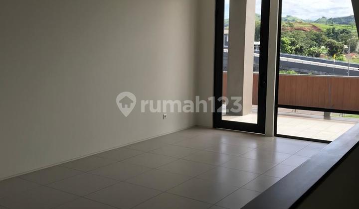 For Rent: Strategic Location Shop House in Sasakirana, Kota Baru Parahyangan, West Bandung