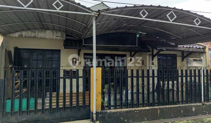 Murah! Jual Cepat! Rumah di Sayap Jl Maskumambang Turangga Bandung Kota
