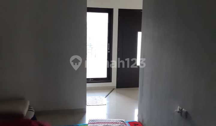 Price Drop Quick Sale Ready-to-Occupy House in Singgasana Bandung City