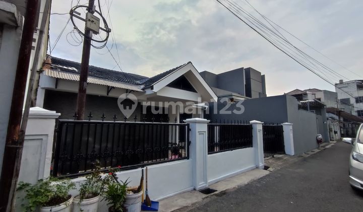 For Sale / Rent Ready-to-Live House in Leuwi Sari, Bandung City 2