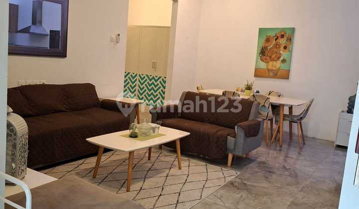 Sangat Murah ! Jual Rumah 2 Lantai Furnish Di Setra Permai Residence Bandung Utara