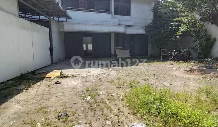 For Rent: Shop House / Warehouse Strategic Location near Pasir Koja Near Bandung Toll Road
