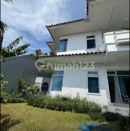 Jual Bawah Harga NJOP Rumah 2 Lantai di Jl. Tubagus Ismail Bandung Kota