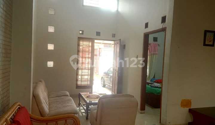 Sell Ready-to-Live House in Pine Regency Complex Bandung 2