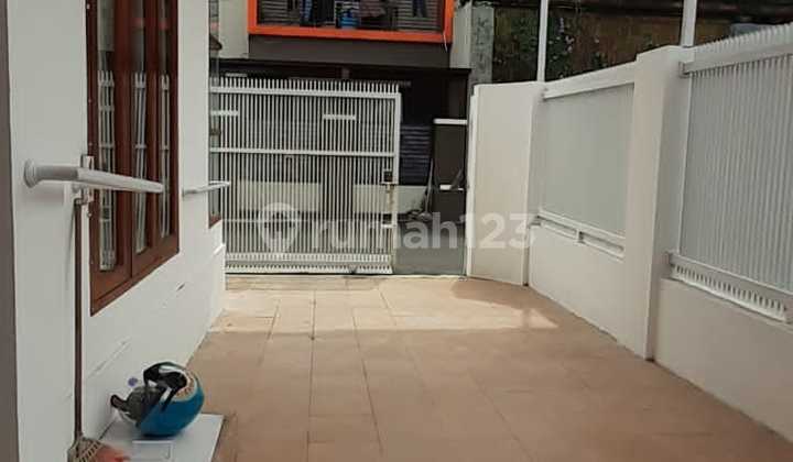 Price Drop! Selling a Corner House on Jl Sindang Sirna Antapani Bandung 2