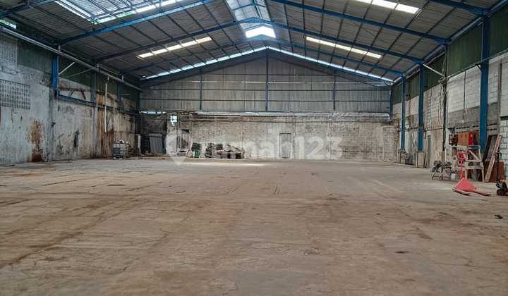 Premium Warehouse for Rent Near Padalarang Toll Road, West Bandung. Premium Warehouse for Rent Near Padalarang Toll Road, West Bandung.