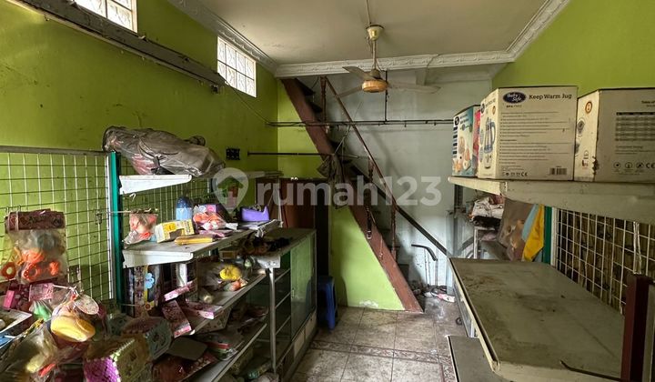 Selling Small Shop House in Strategic Location Near Bpk Taman Holis Indah School, Bandung 2