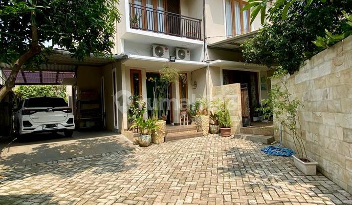 Rumah Tropical Cantik Lebak Bulus