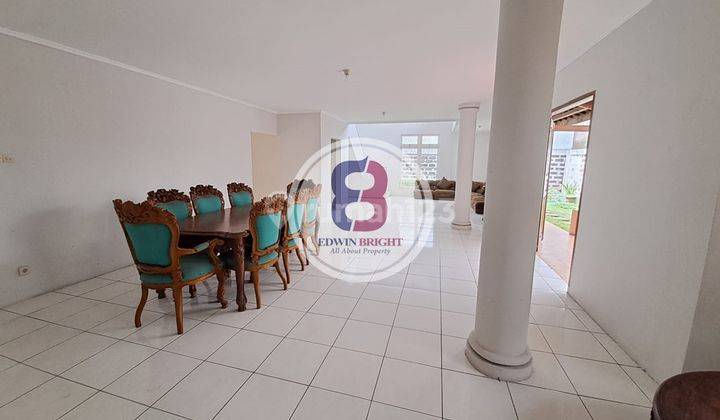 Rumah Cantik dan Nyaman Dijual di River Park  3