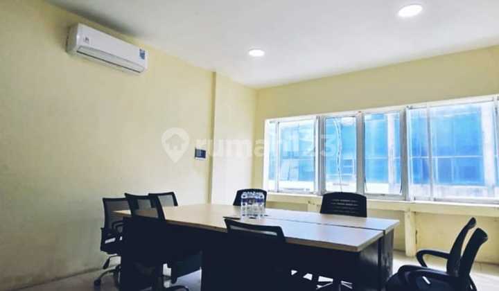 Arcadia 4-story shophouse, renovated, move-in ready, strategic location, on Daan Mogot Raya, Tangerang. Arcadia 4-story shophouse, renovated, move-in ready, strategic location, on Daan Mogot Raya, Tangerang.